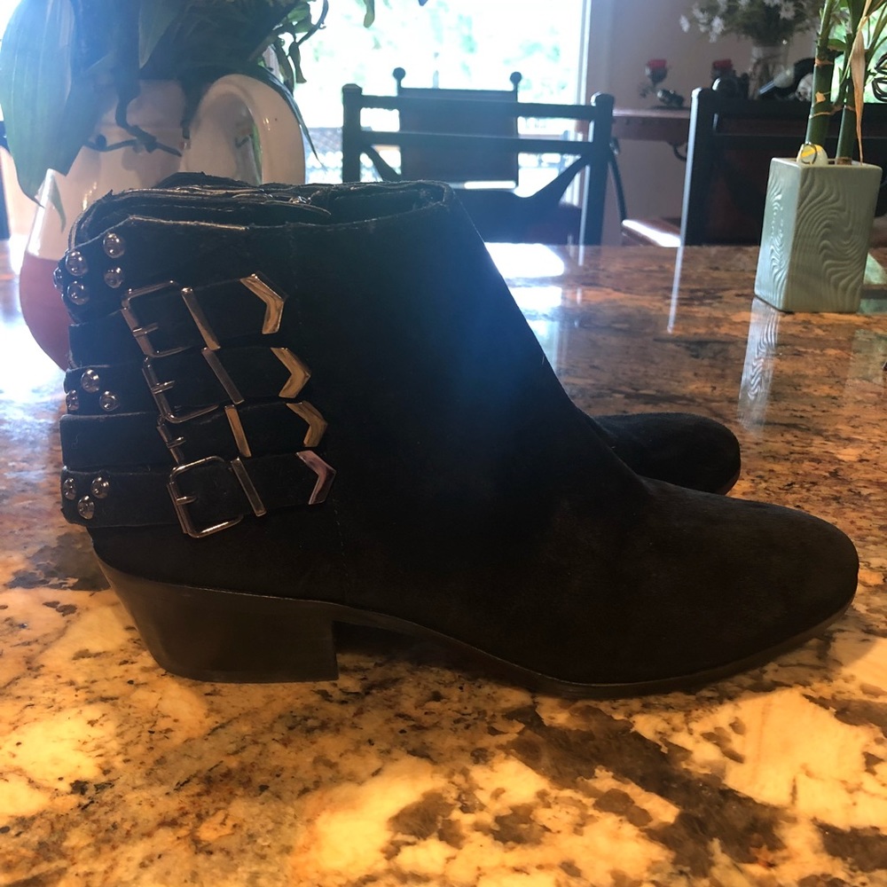 SOLD Sam Edelman bootie. Worn once!